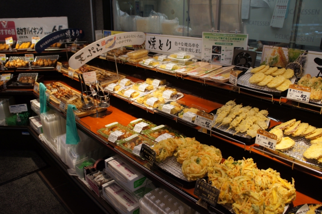 マックスバリュ　エクスプレス勝川駅店