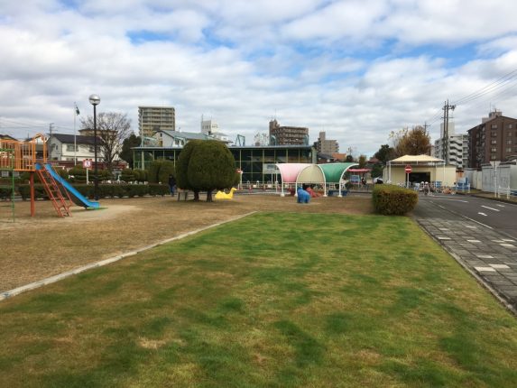 春日井市交通児童遊園（自転車練習場あり）